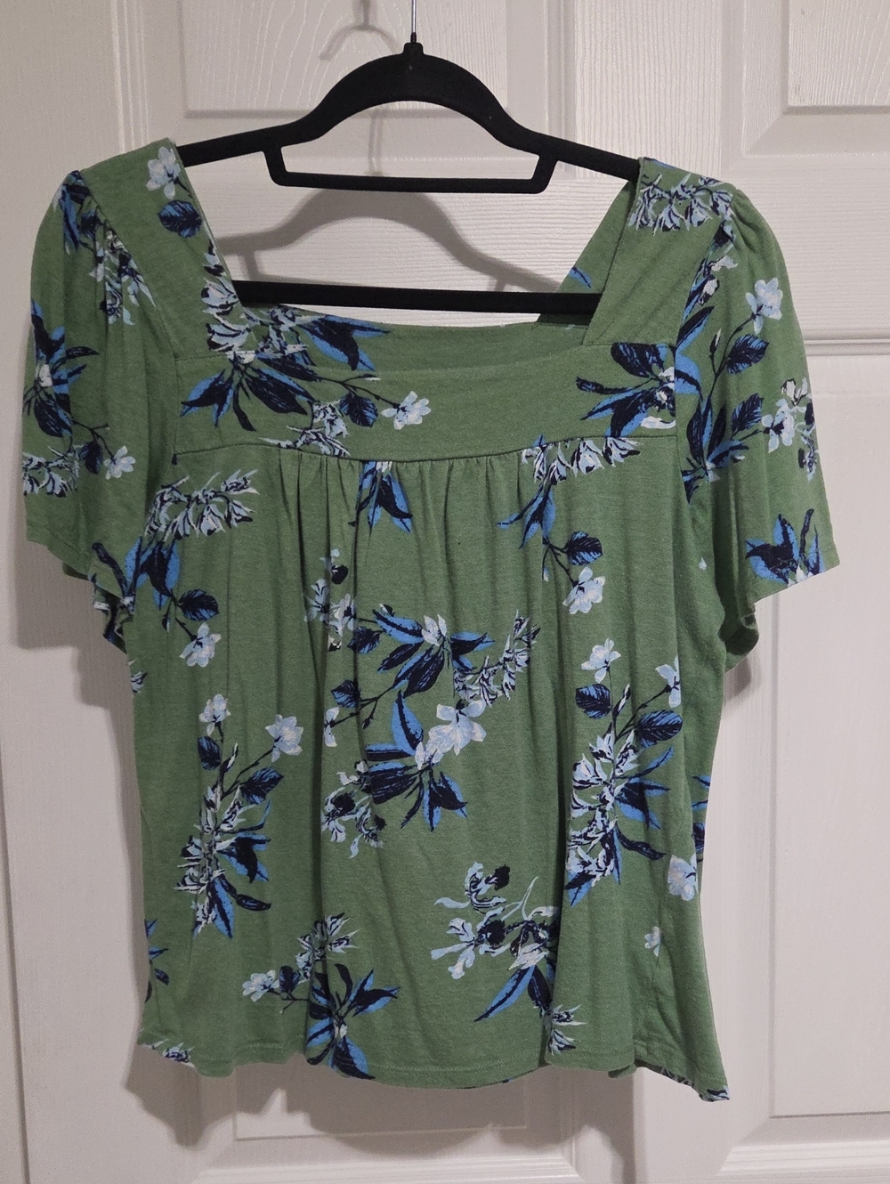 Lucky Brand Green Floral Square-Neck Short Sleeve Tee